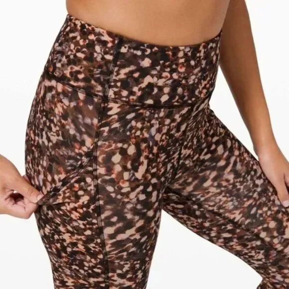 LULULEMON Pants Womens 2 Invigorate High Rise Tight 25" Motion Flux Multi - Picture 2 of 10